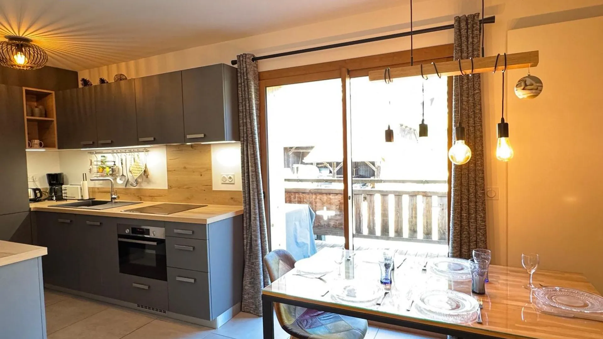Magnifique Appartement 4* Les Gets, 48M², Proche Centre, Balcons, 6 Couchages, Services Inclus - Fr-1-623-20